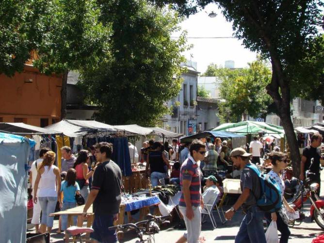 Feria de Tristán Narvaja © Pablo Flores/Flickr